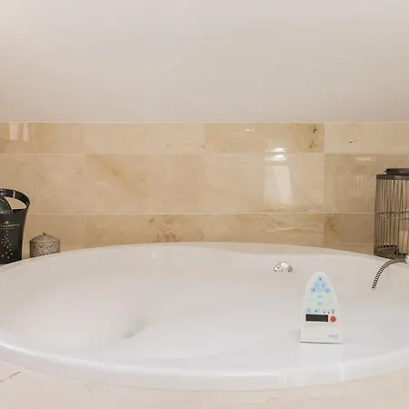 Apartment Vacation I Nueva Andalucia Golf Getaway Marbella